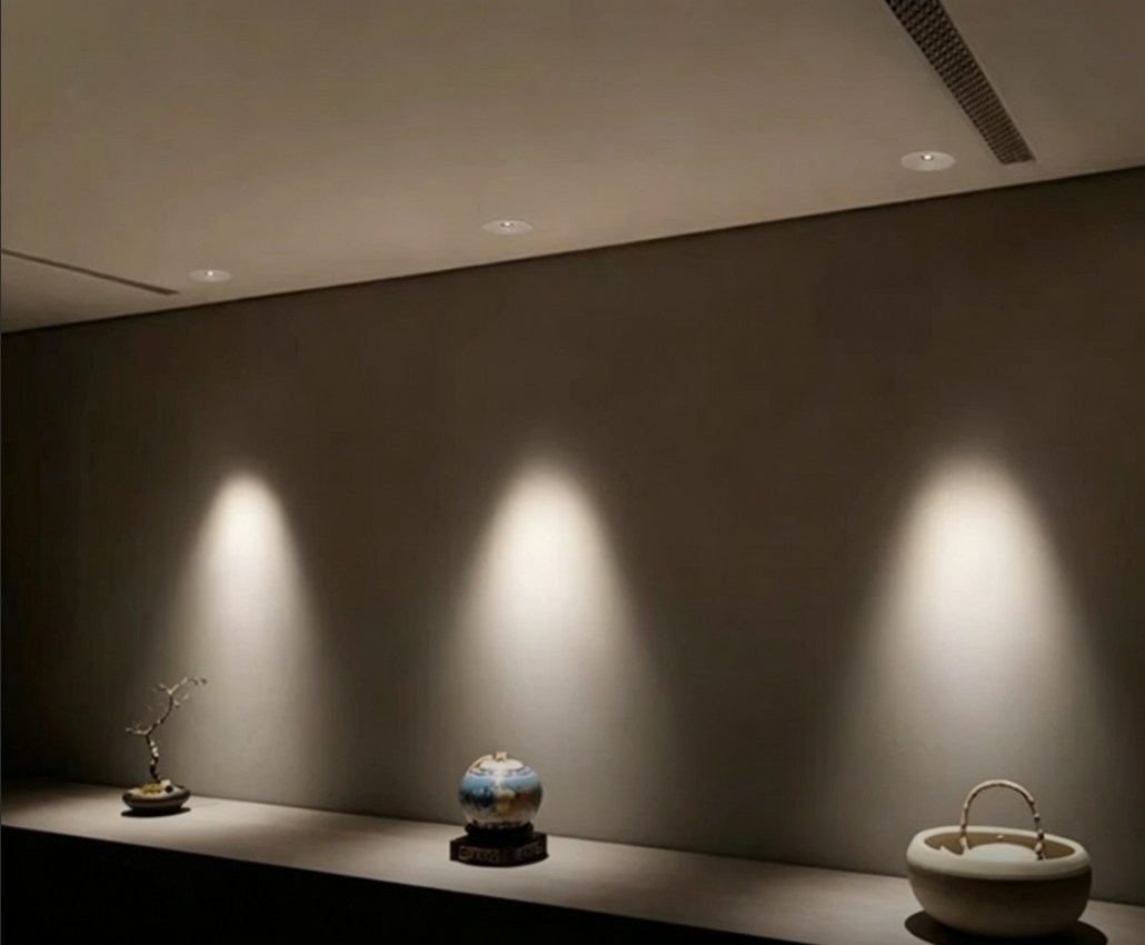 RECESSED CEILING SPOTLIGHT