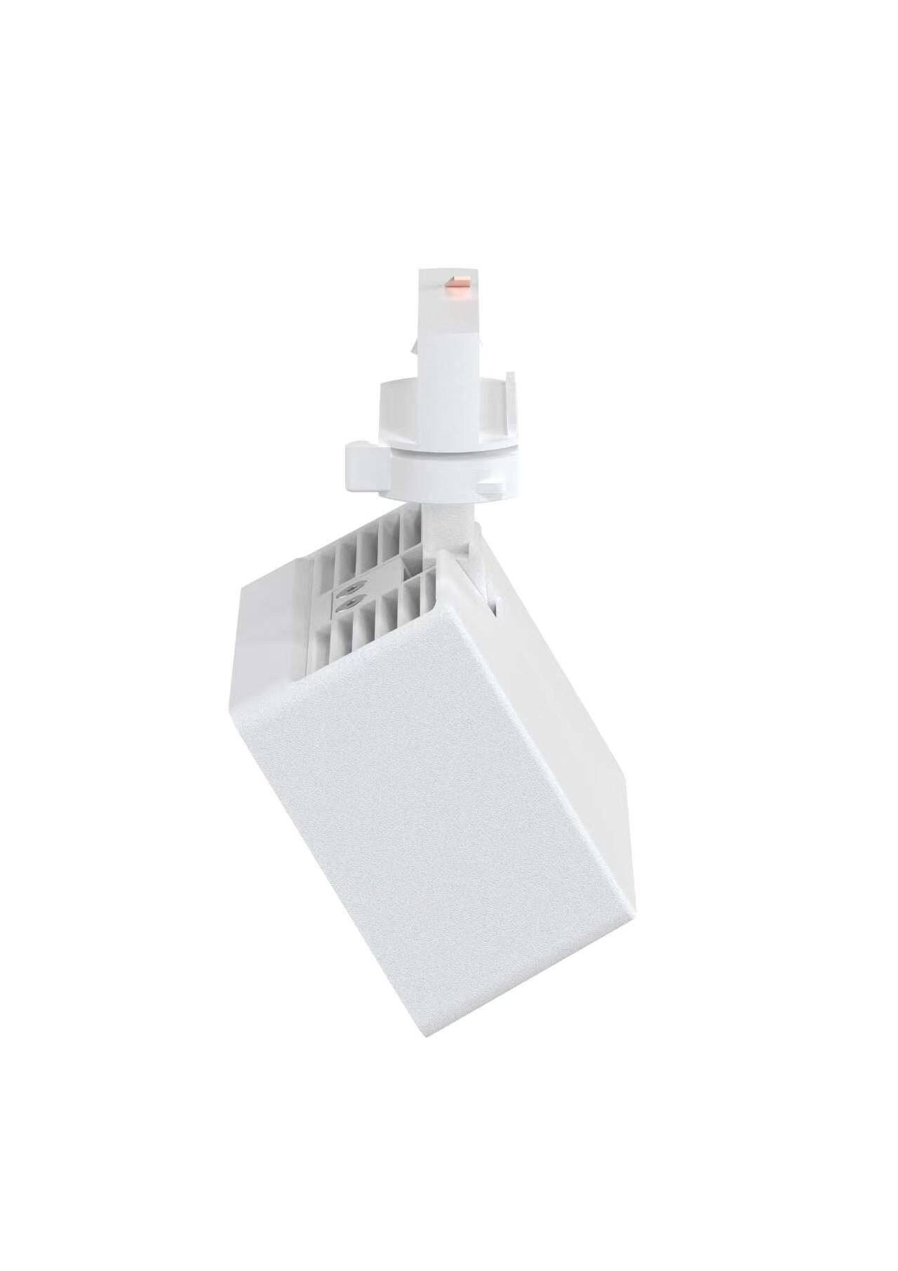 Polarized wall washer track light 4