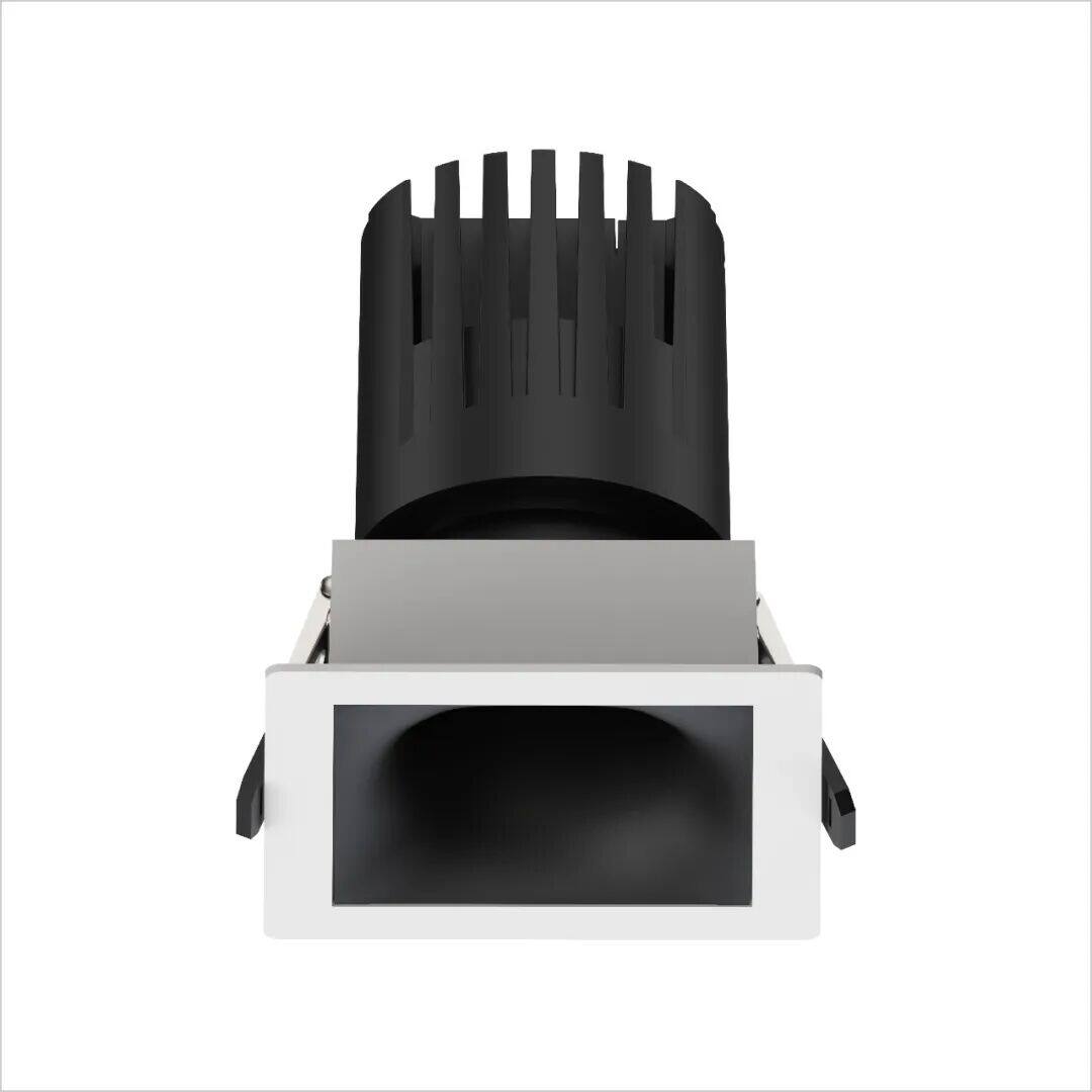 Square Spotlight 3