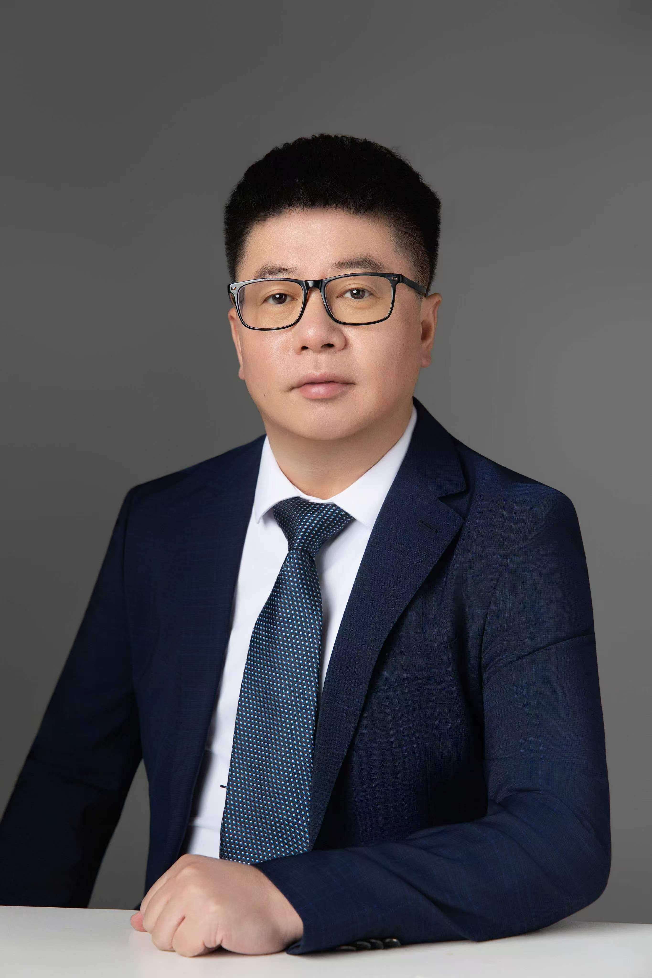 张洪