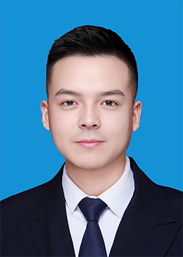 李伟