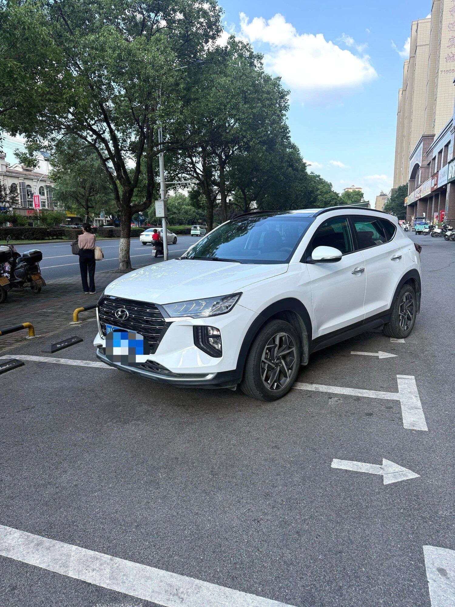 HYUNDAI Tucson