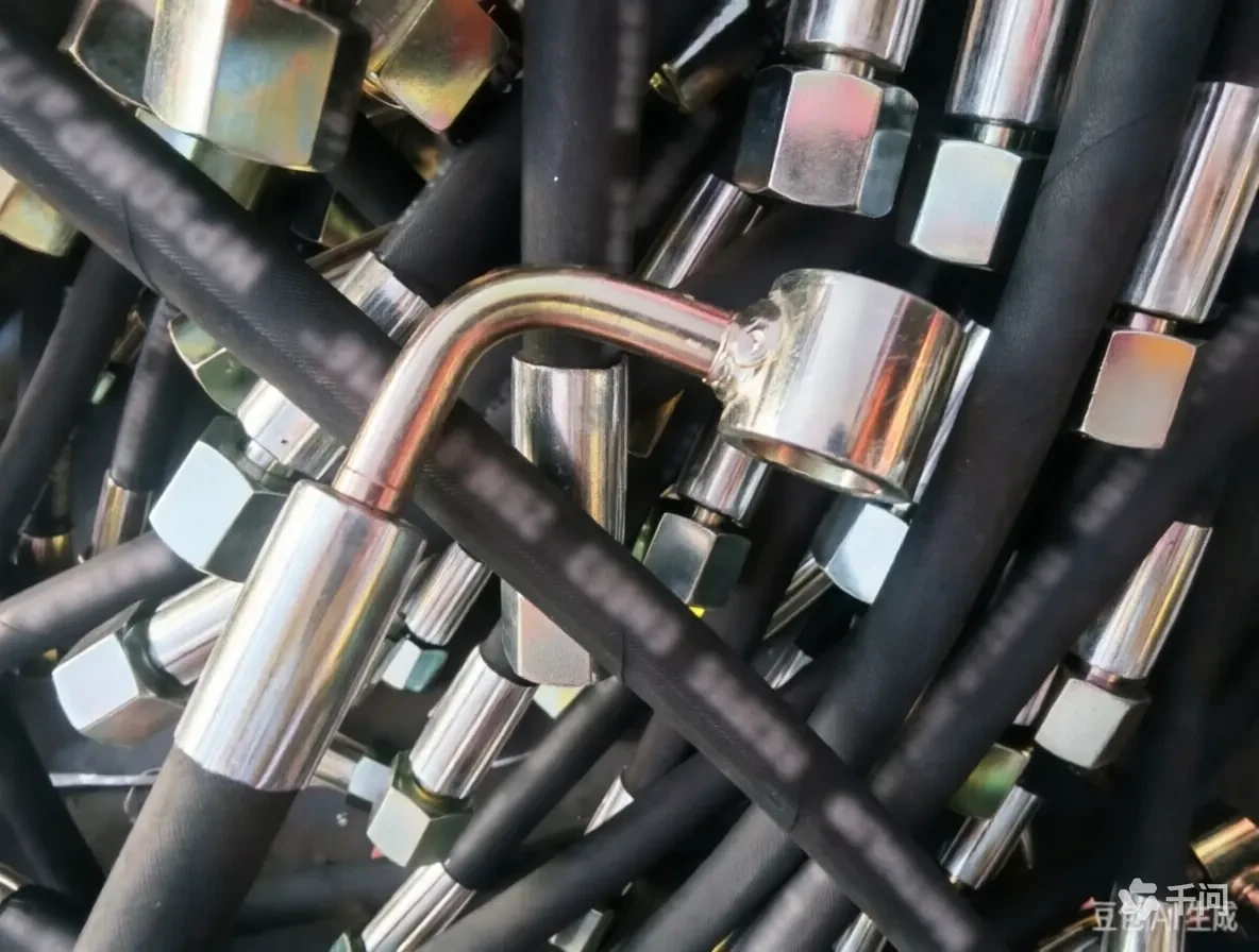 Custom Crimped Hose Assemblies