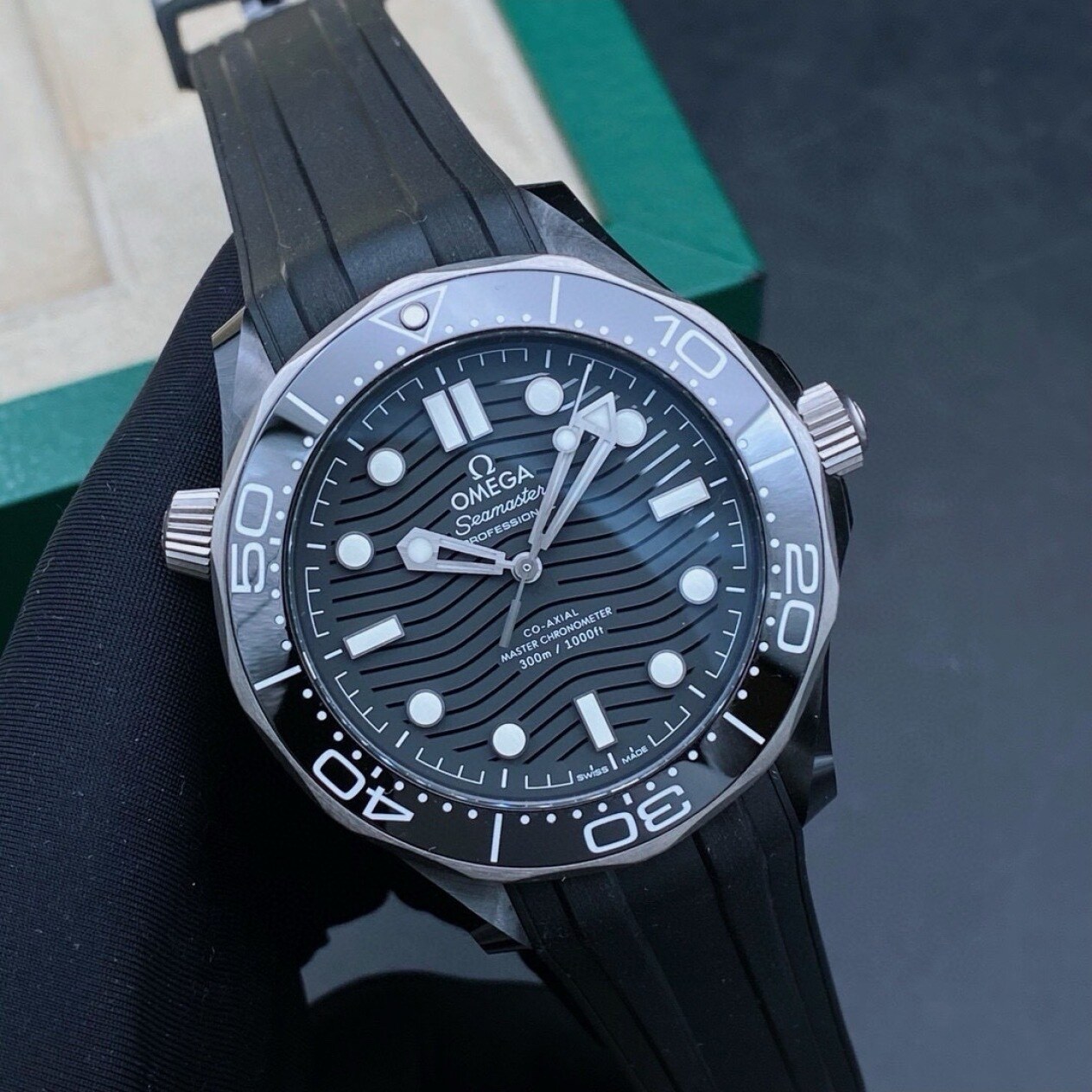 Omega Seamaster 210.92.44.20.01.001