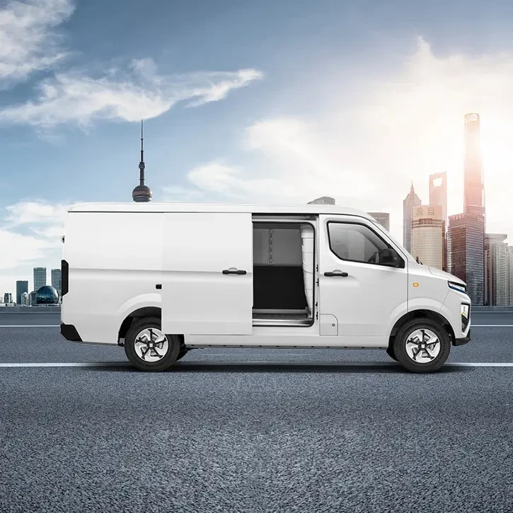 Remote Xingxiang V6E full side view on the road