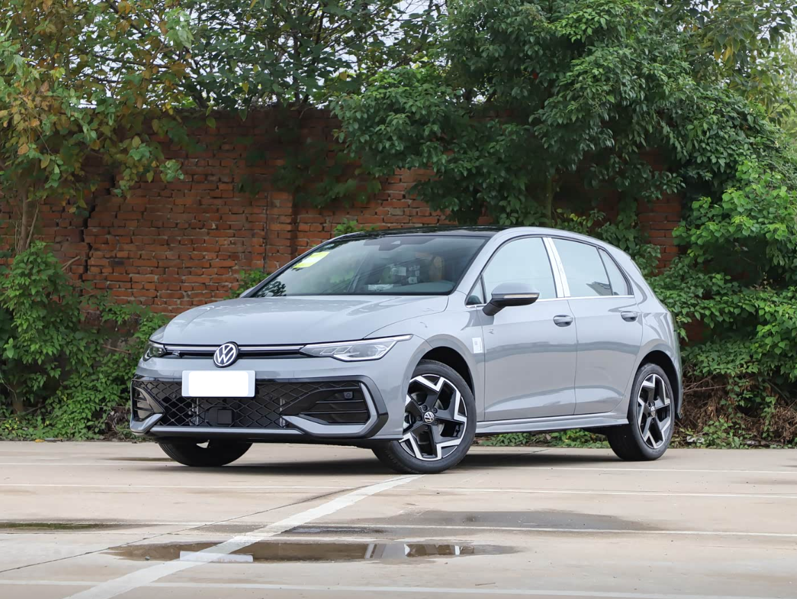 Golf 2025Model 300TSI R-Line