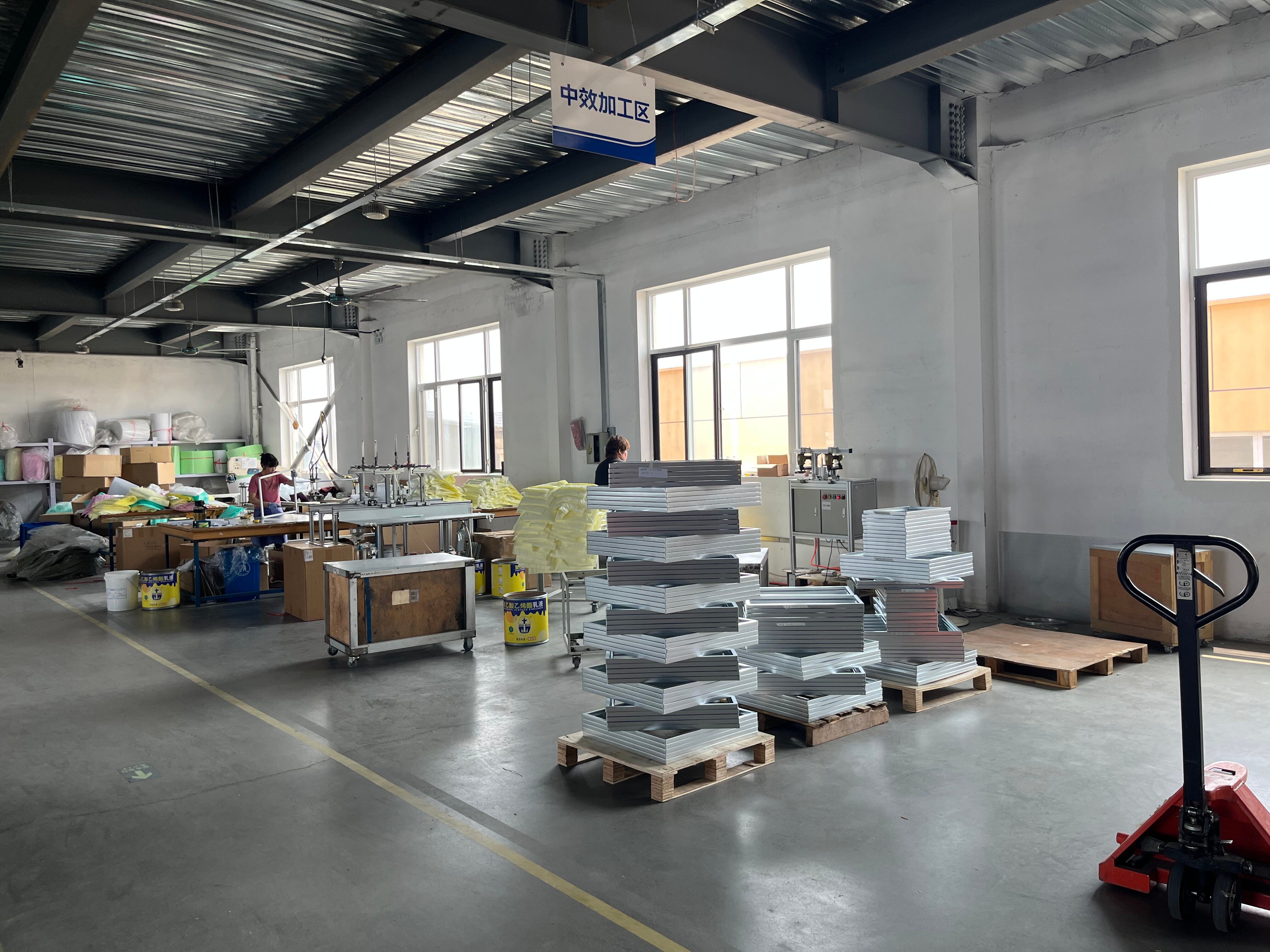 Real-world view of the medium and high-efficiency filter production workshop 2