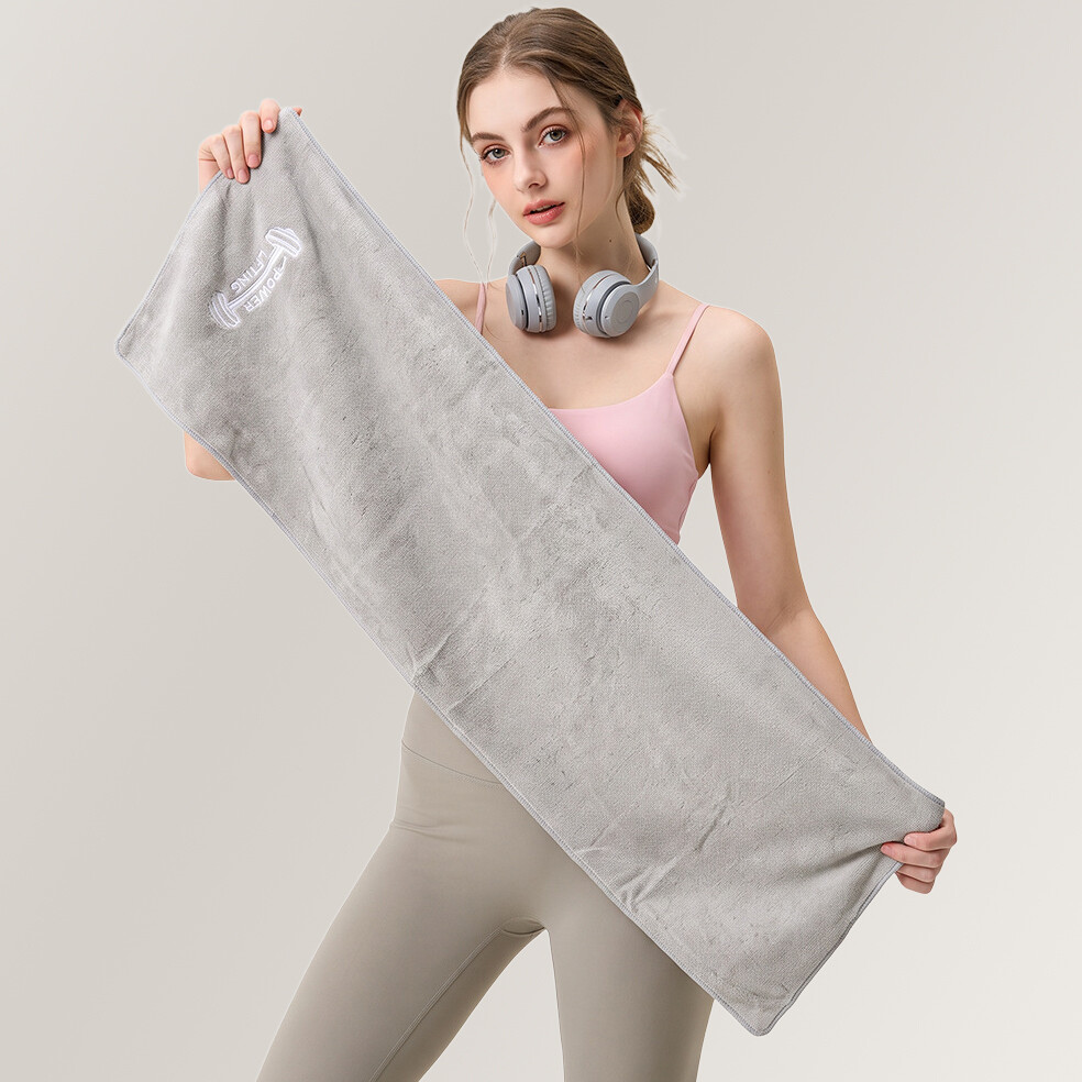 Ultra-Fine Fiber Towel: Soft, Absorbent, and Breathable Sweat Towel