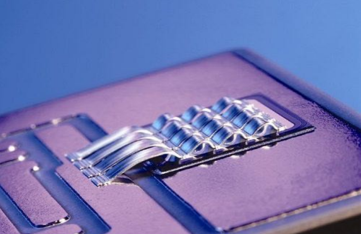 Aluminum strip bonding for power modules