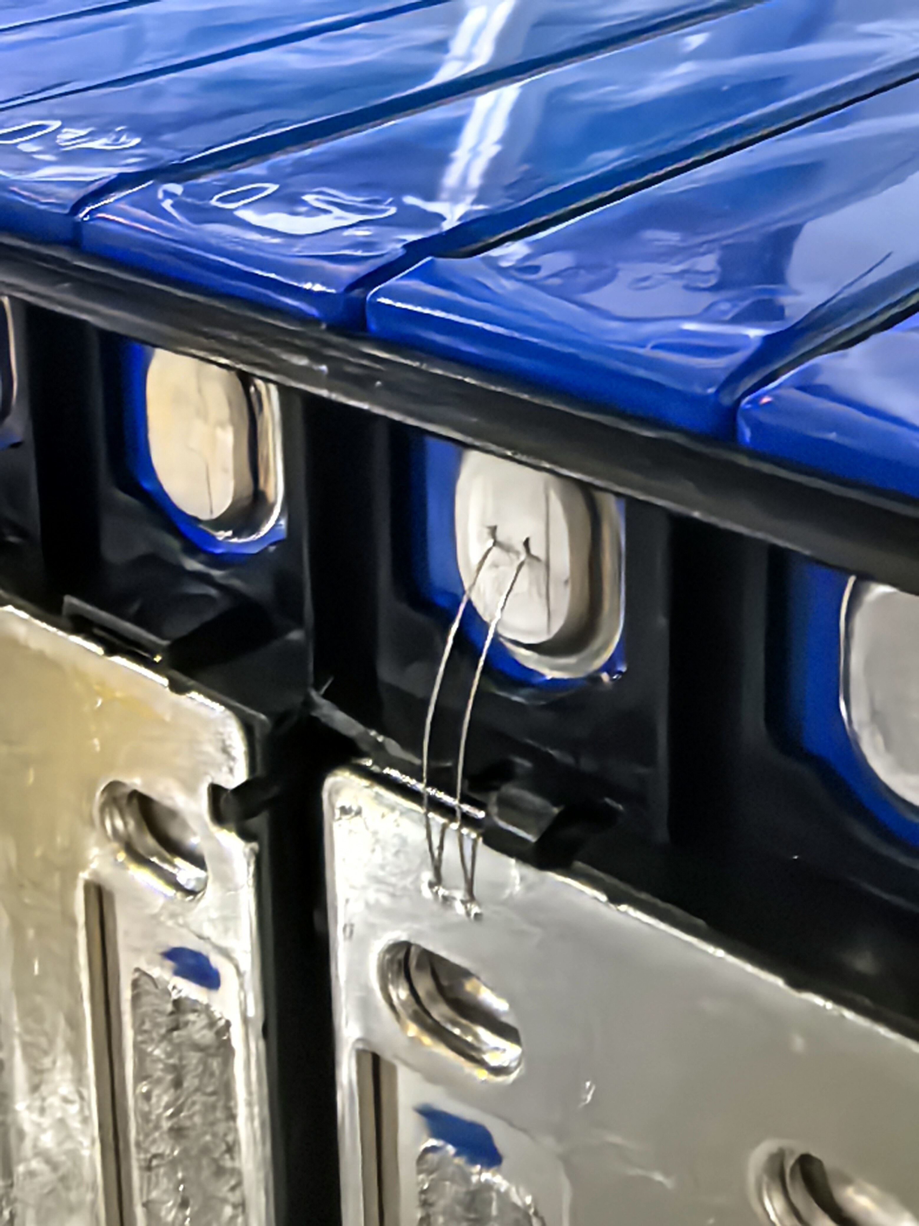 Ultrasonic Side Welding of Battery Pack