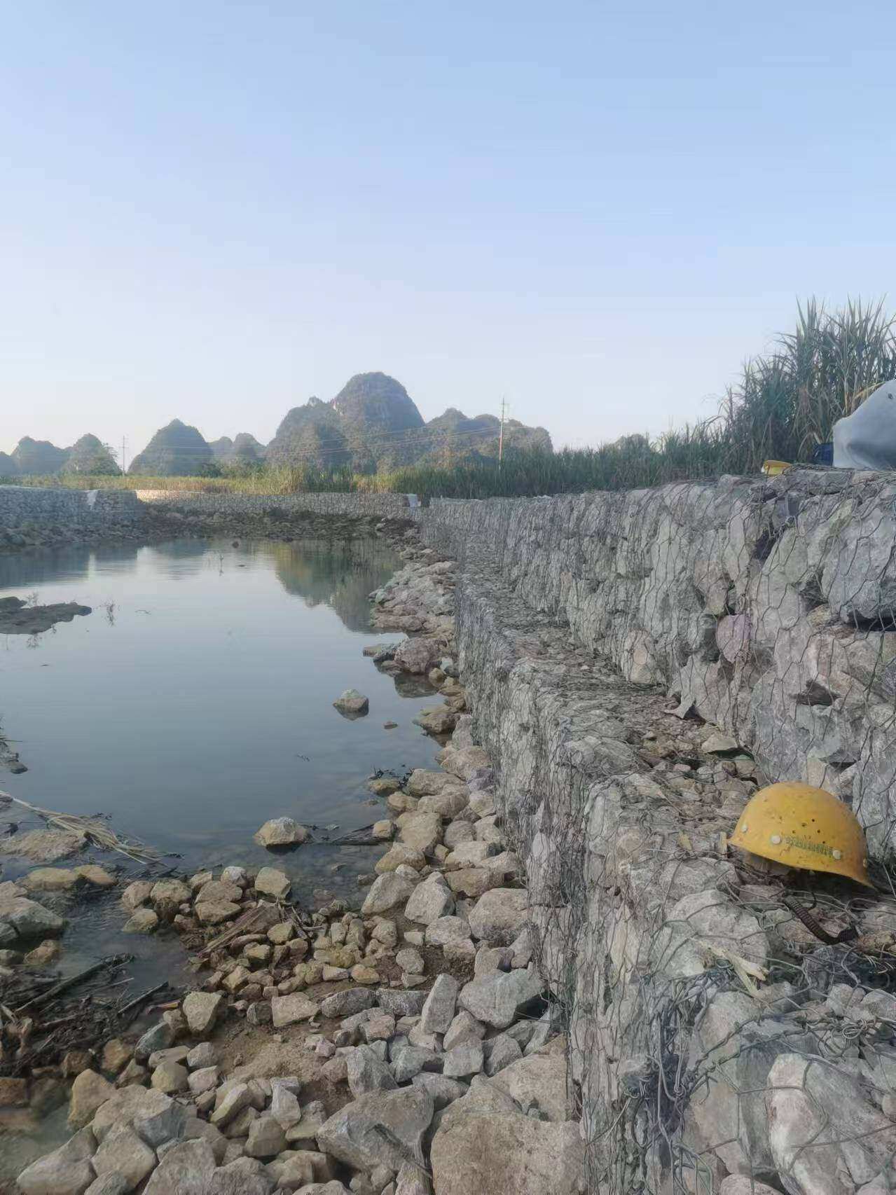 山区河道格宾挡墙防护