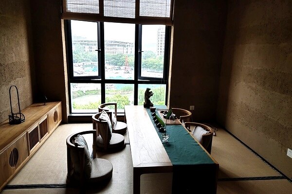 泥度完成某精品茶馆整体墙面装饰工程