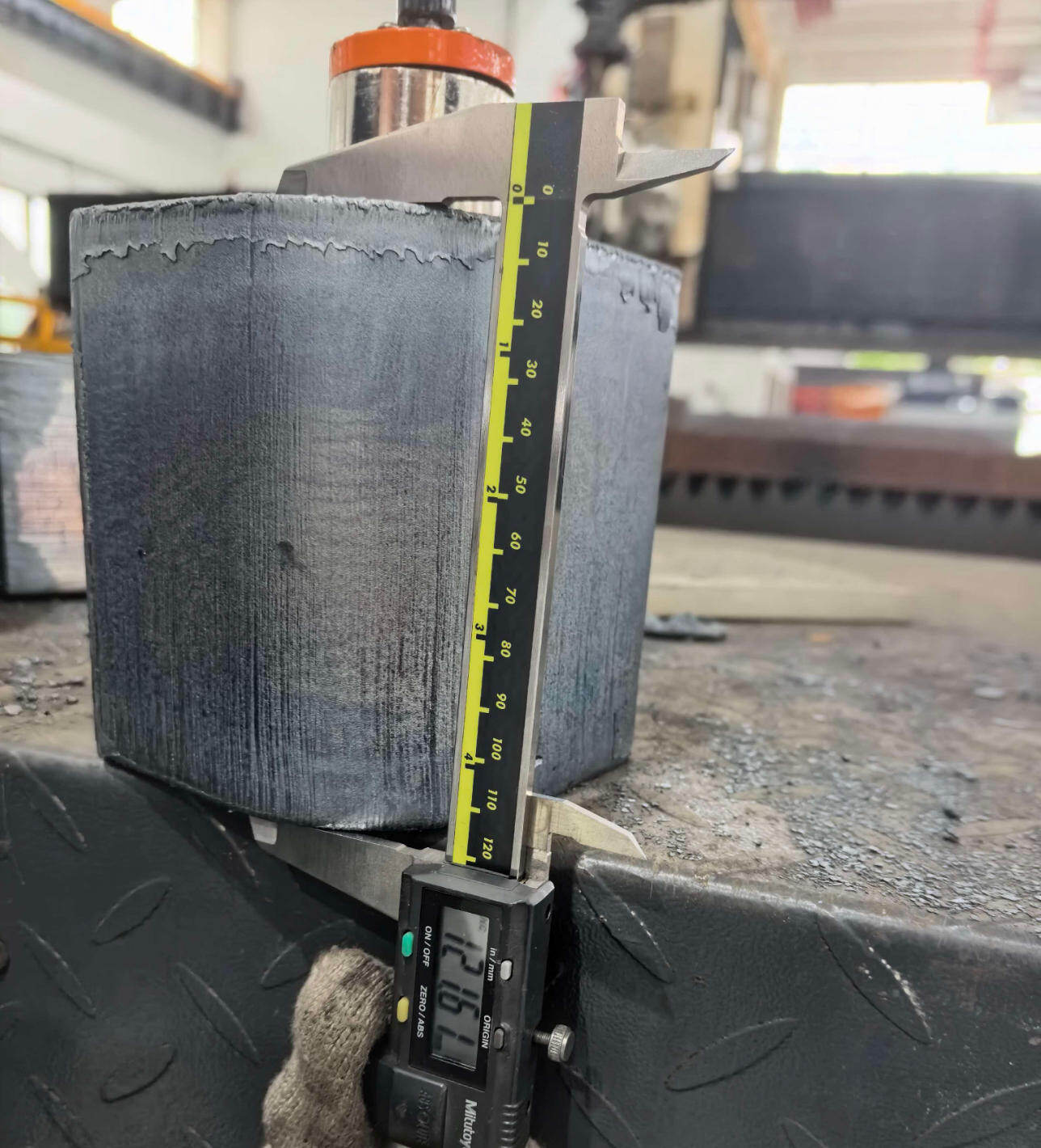 Large Format Hybrid of Laser and Flame Cutting Machine cutting sample 2