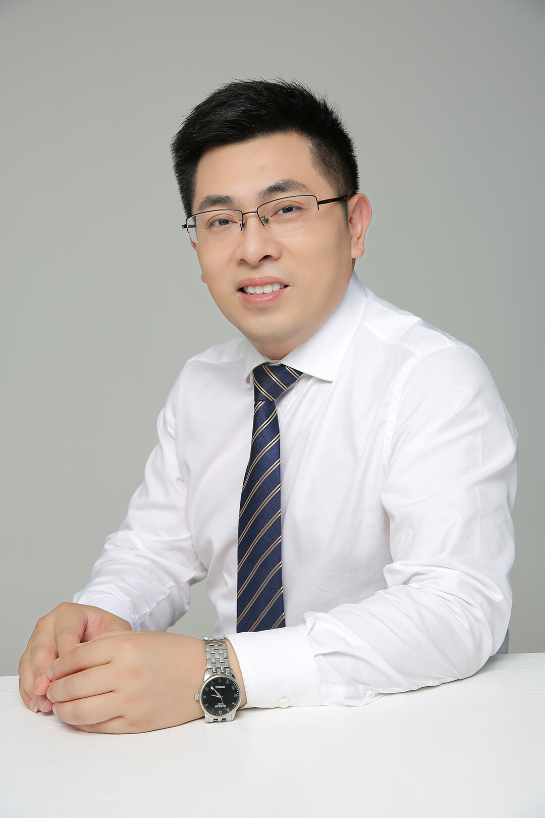 聂华