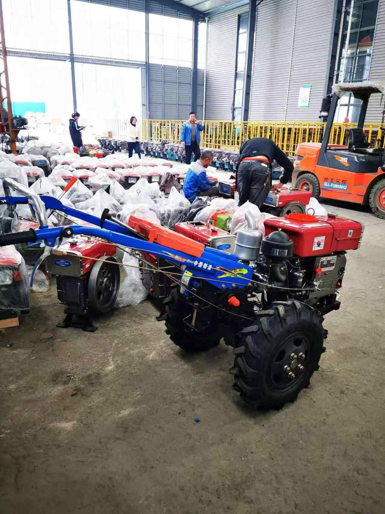 WH-15-204 Walk-Behind Tractor