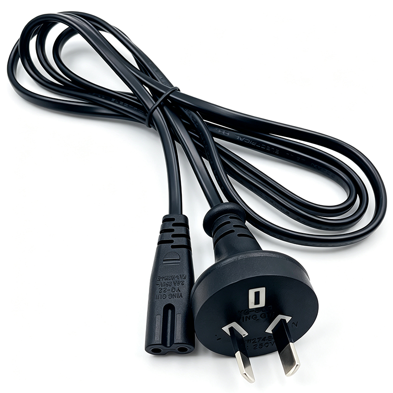 IEC C7 Power cord 4