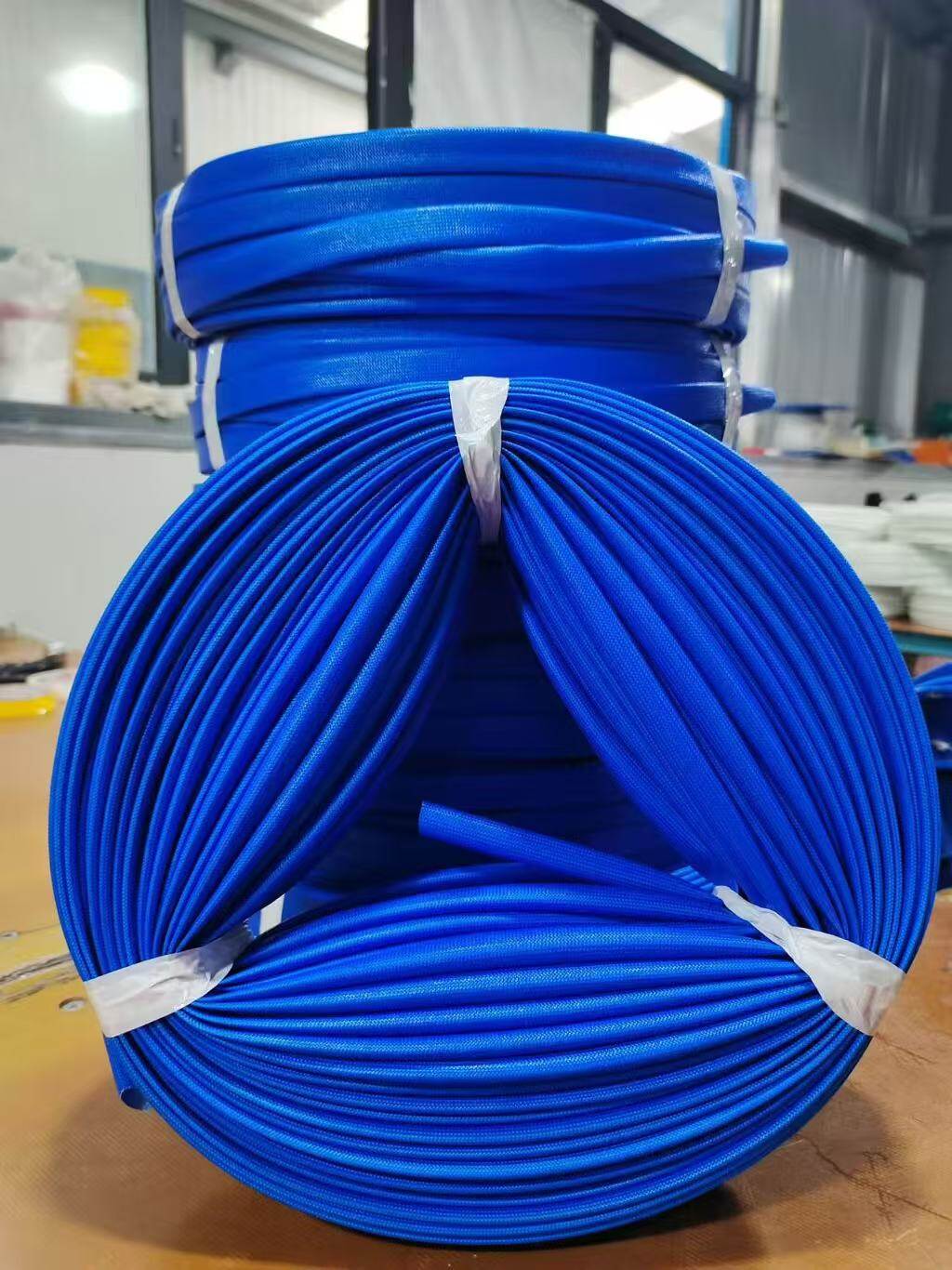 Silicon-coated inner-fiber glass tube