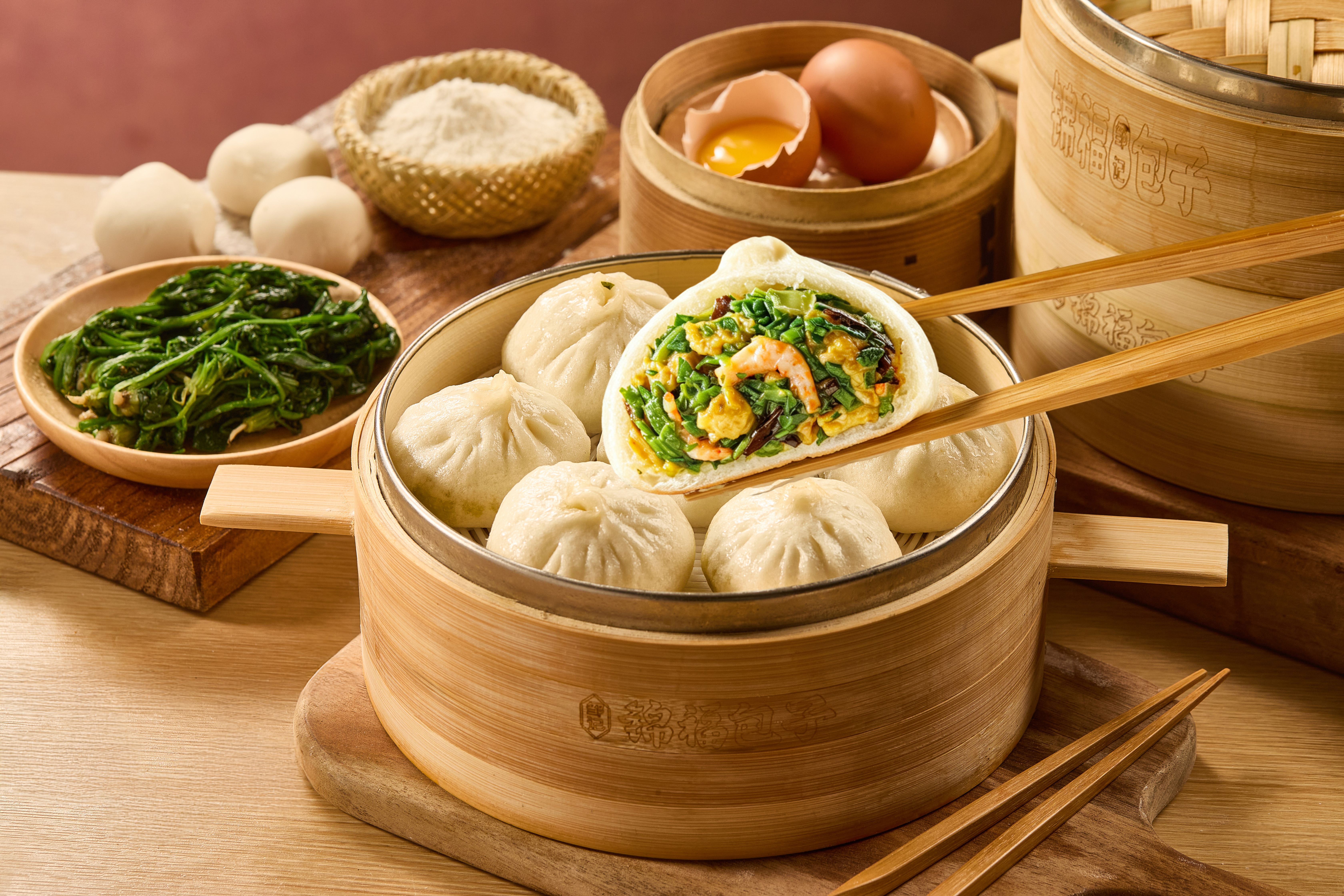 荠菜鸡蛋磷虾包