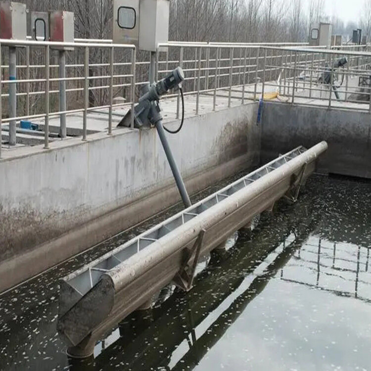 滗水器