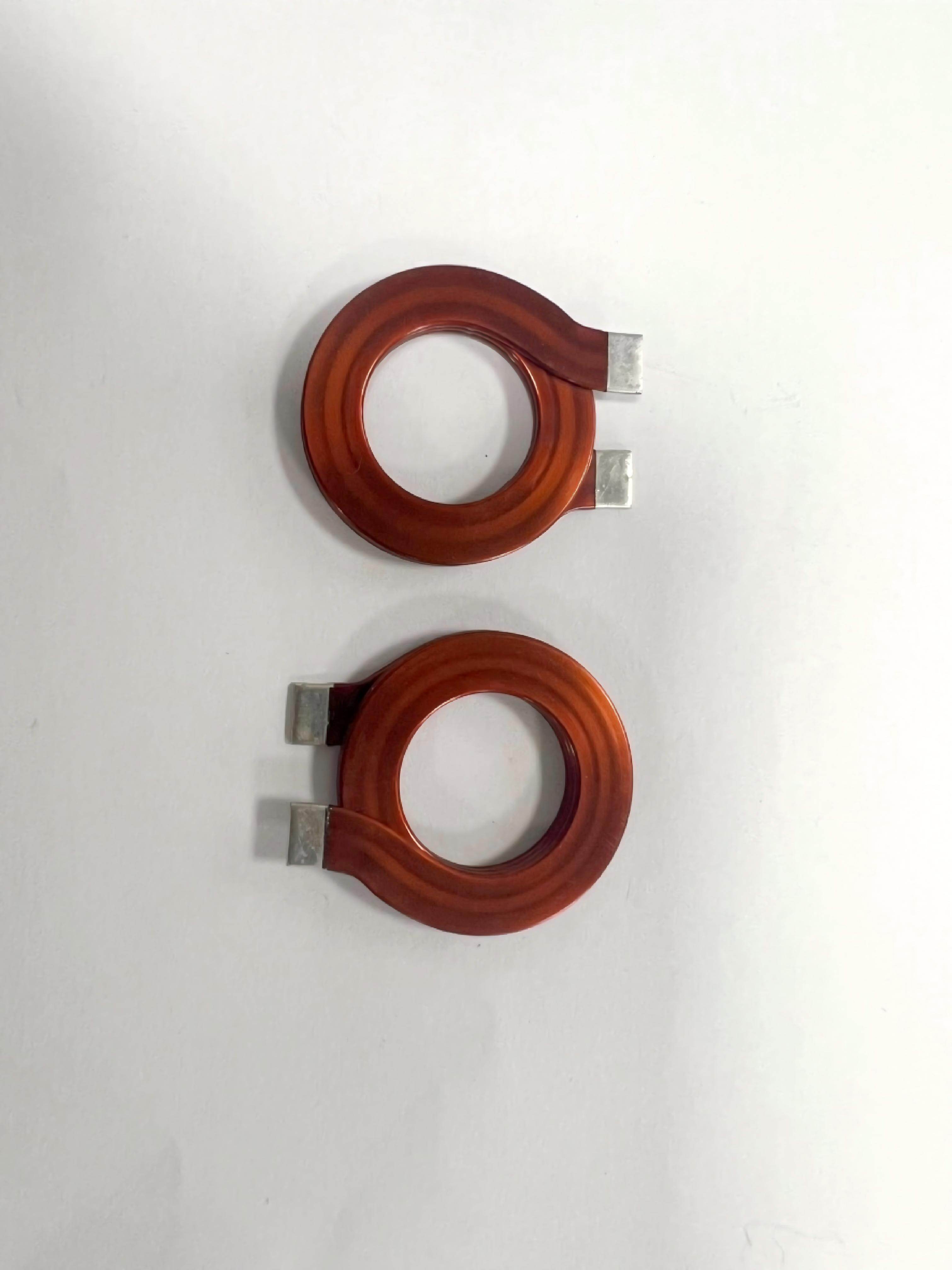 Small vertical-wound coil