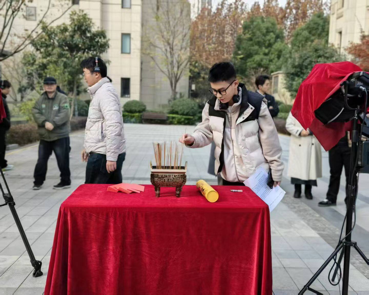 Still 1