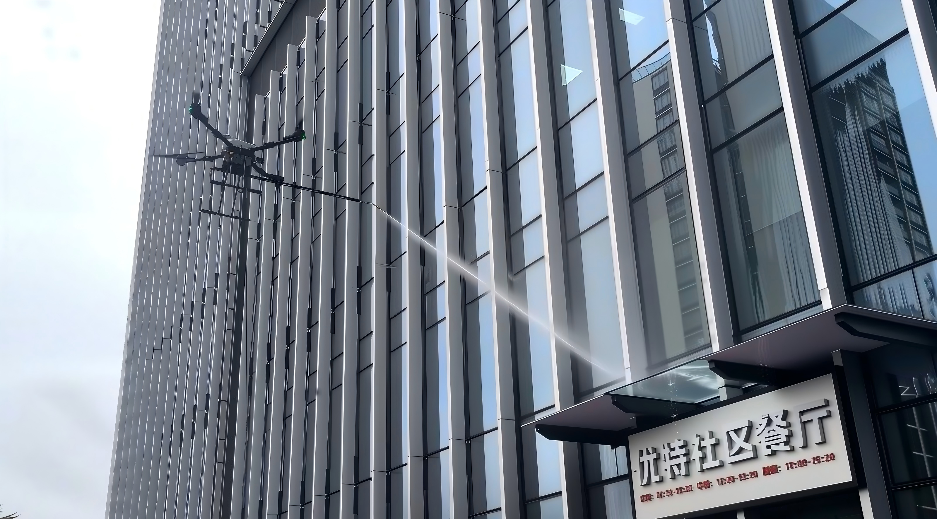 幕墙清洁作业实拍