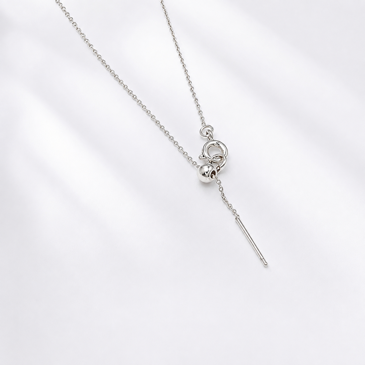 Li&Mo adjustable needle chain closure detail