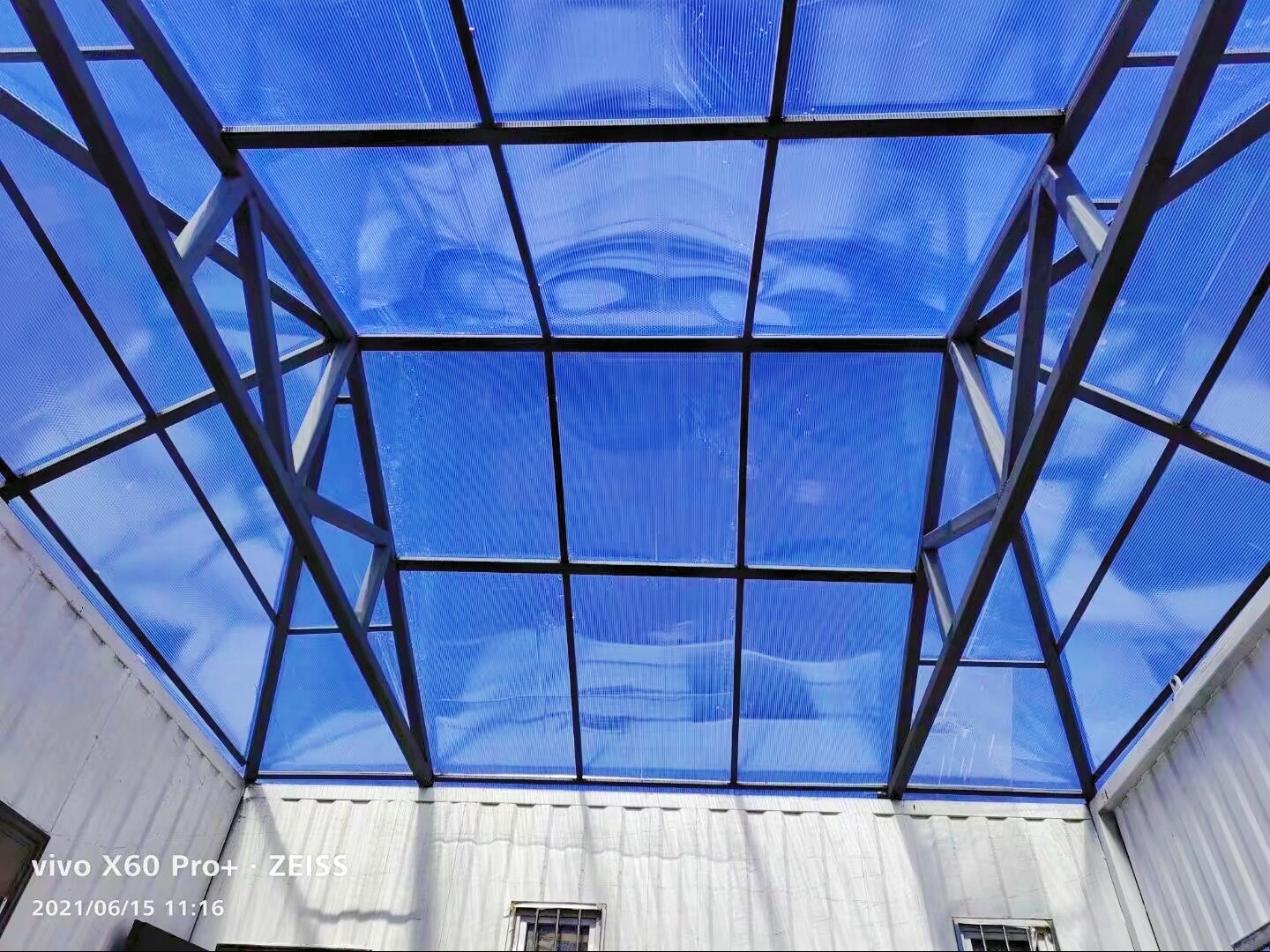 Greenhouse - PC Sheet Application for greenhouse by Yilink