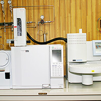 高效液相色谱仪(HPLC)