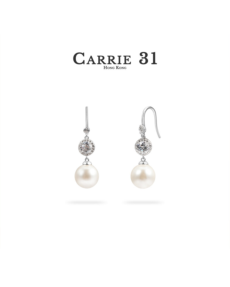 S925 Silver Pearl Hook Earrings – Wearing Effect