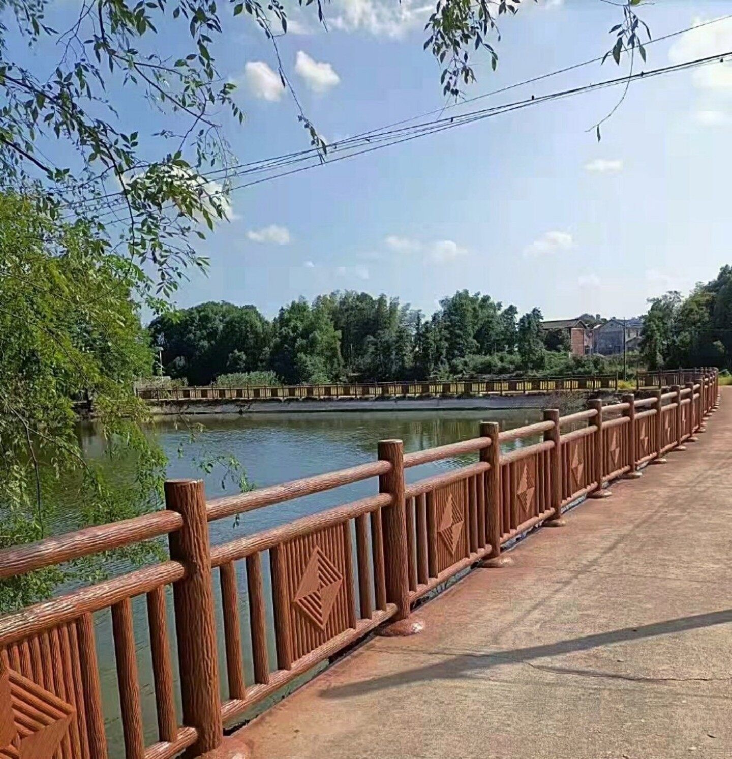 仿木护栏河道案例