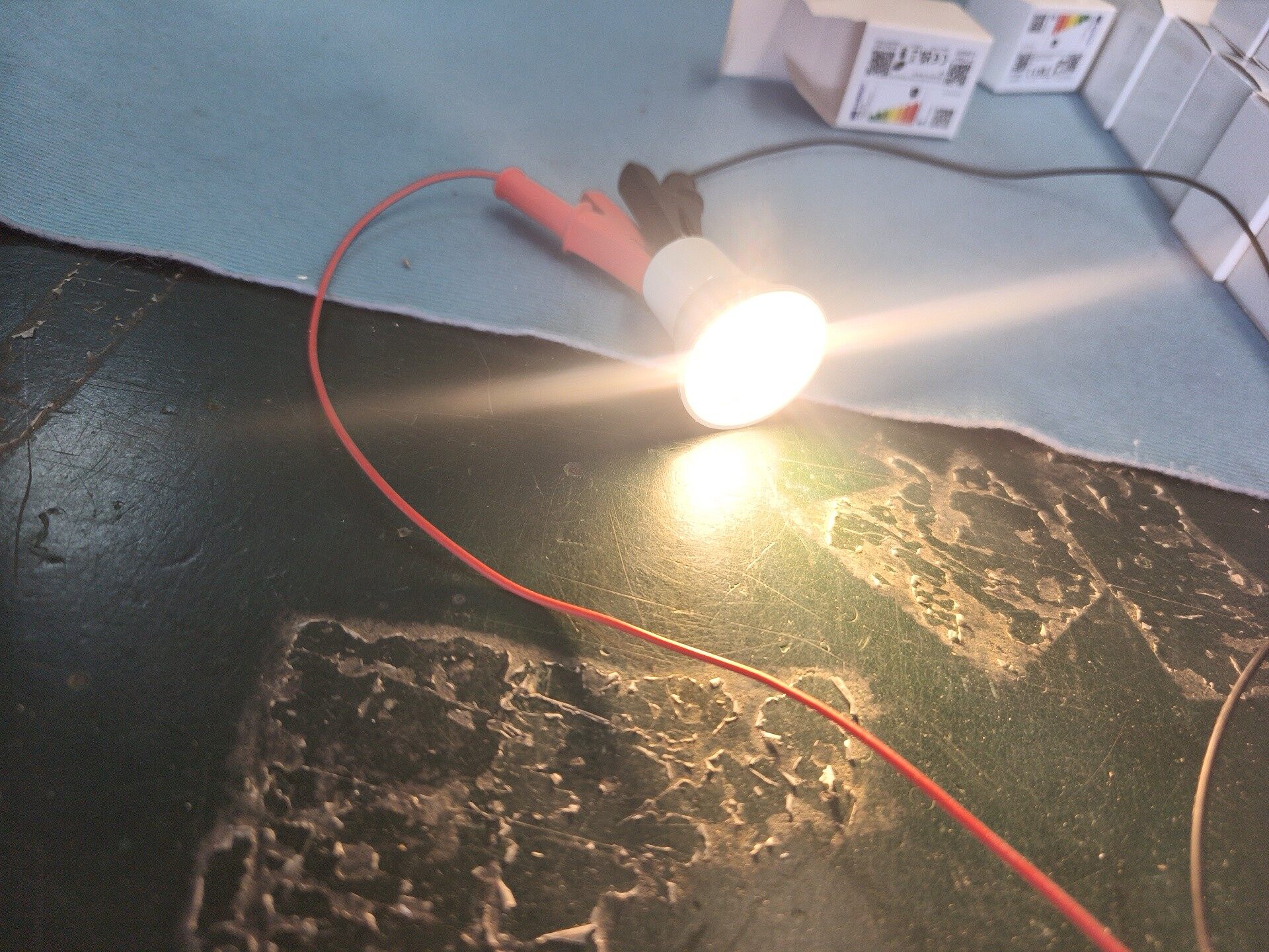 GU10 Plastic-coated Aluminum LED Spotlight Bulb Tuya App - Thumbnail 3