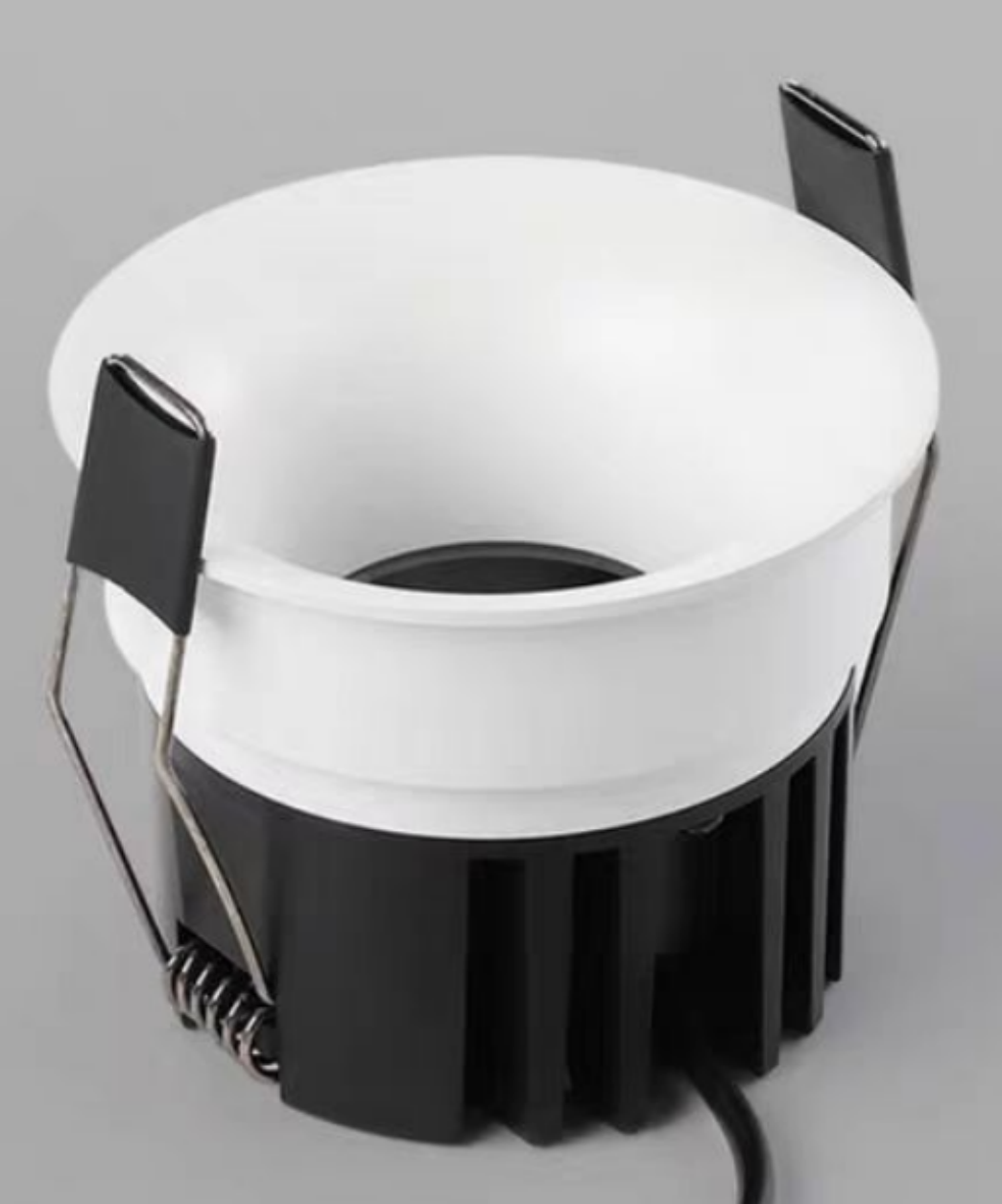 TC-XFZ-075006  Anti-Glare Deep Cup Recessed LED Spotlight 