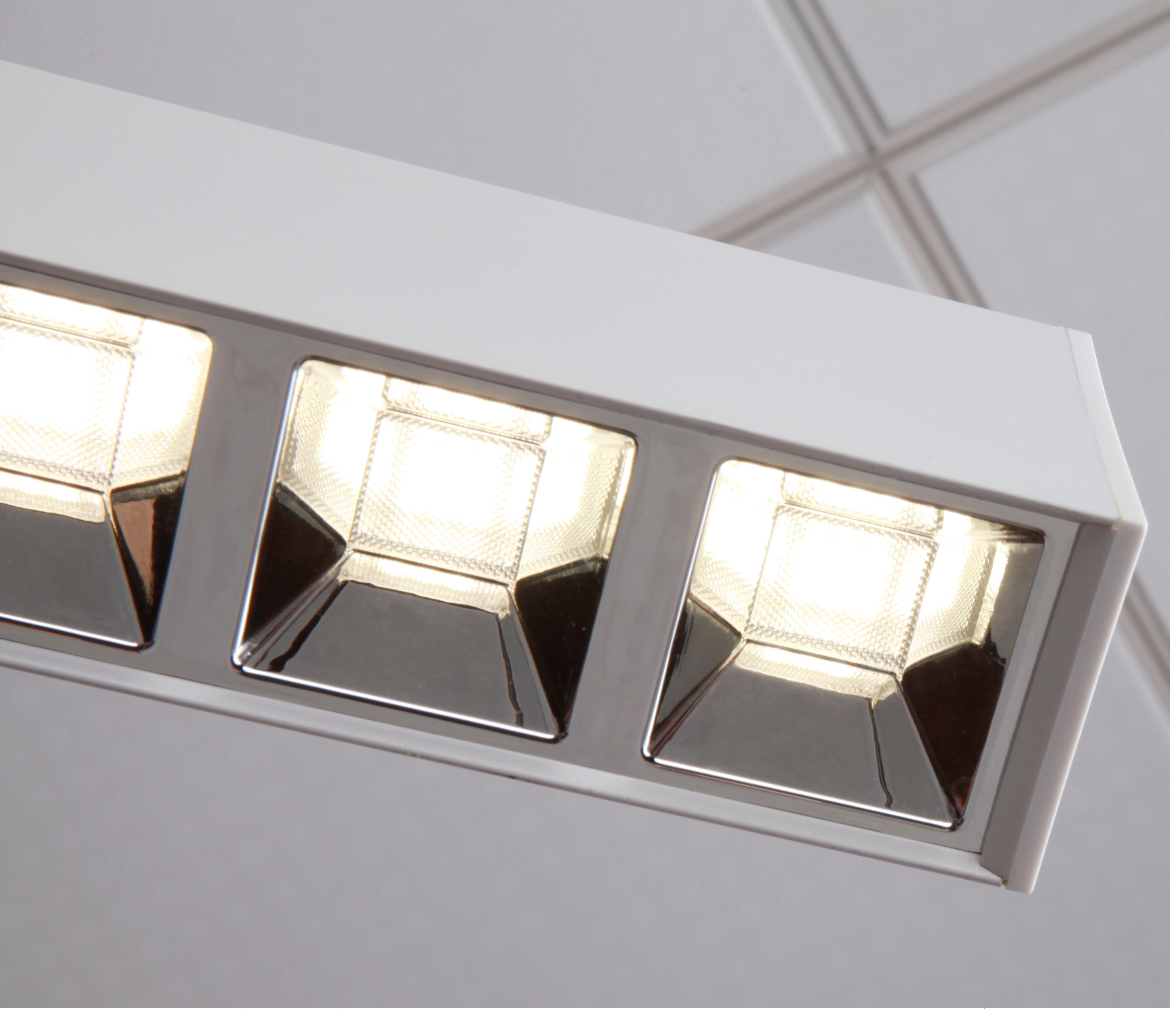 Minimalist Suspended LED Linear Grille Pendant Light - Thumbnail 3