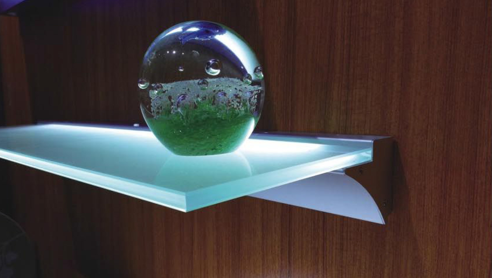 LED Linear Wall Profile – Surface & Flush Mounted Linear Lighting Channel