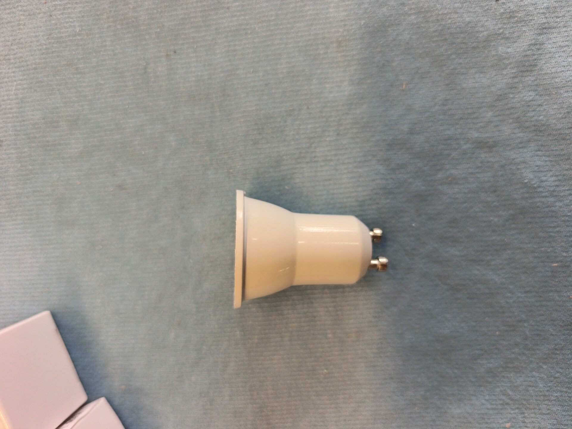 GU10 Plastic-coated Aluminum LED Spotlight Bulb Tuya App - Thumbnail 4
