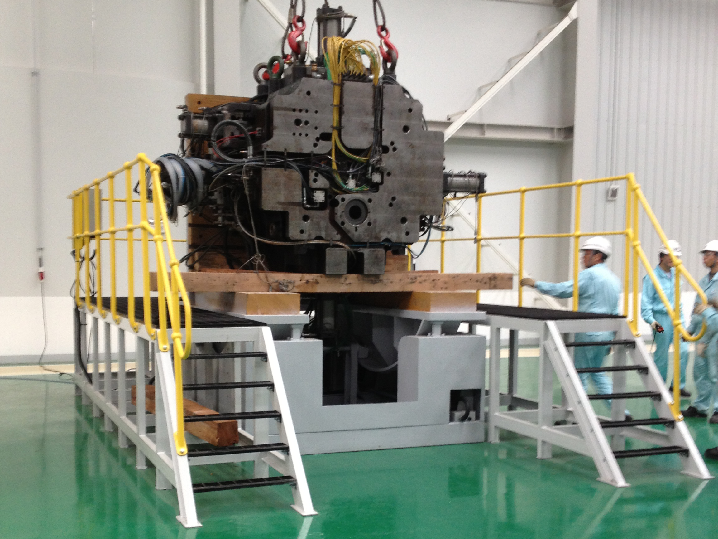 Heavy-Duty Load Upender