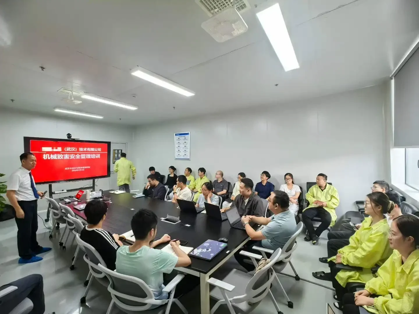 东风集团旗下企业开展安全管理培训