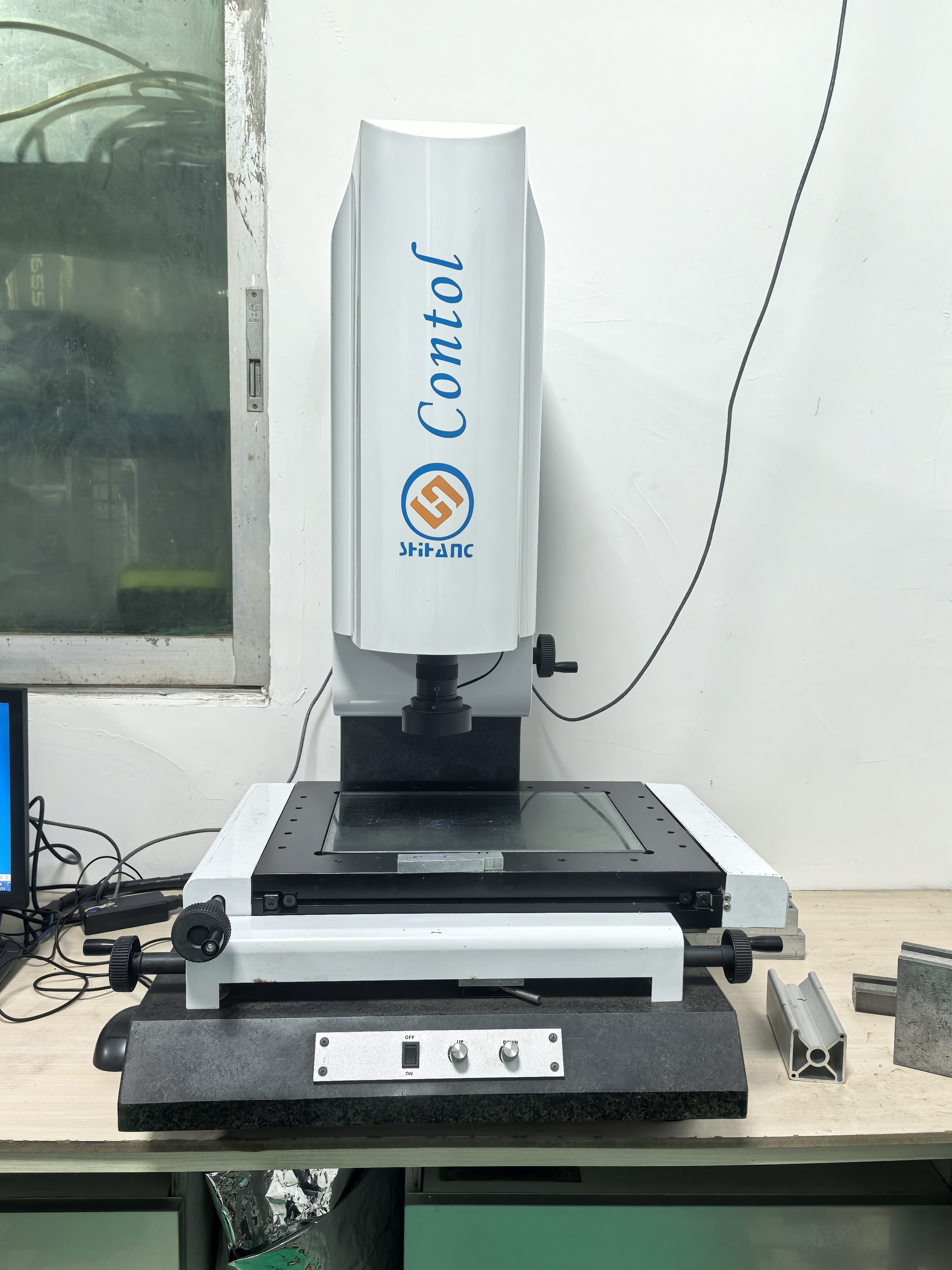 Optical Vision Measuring Instrument