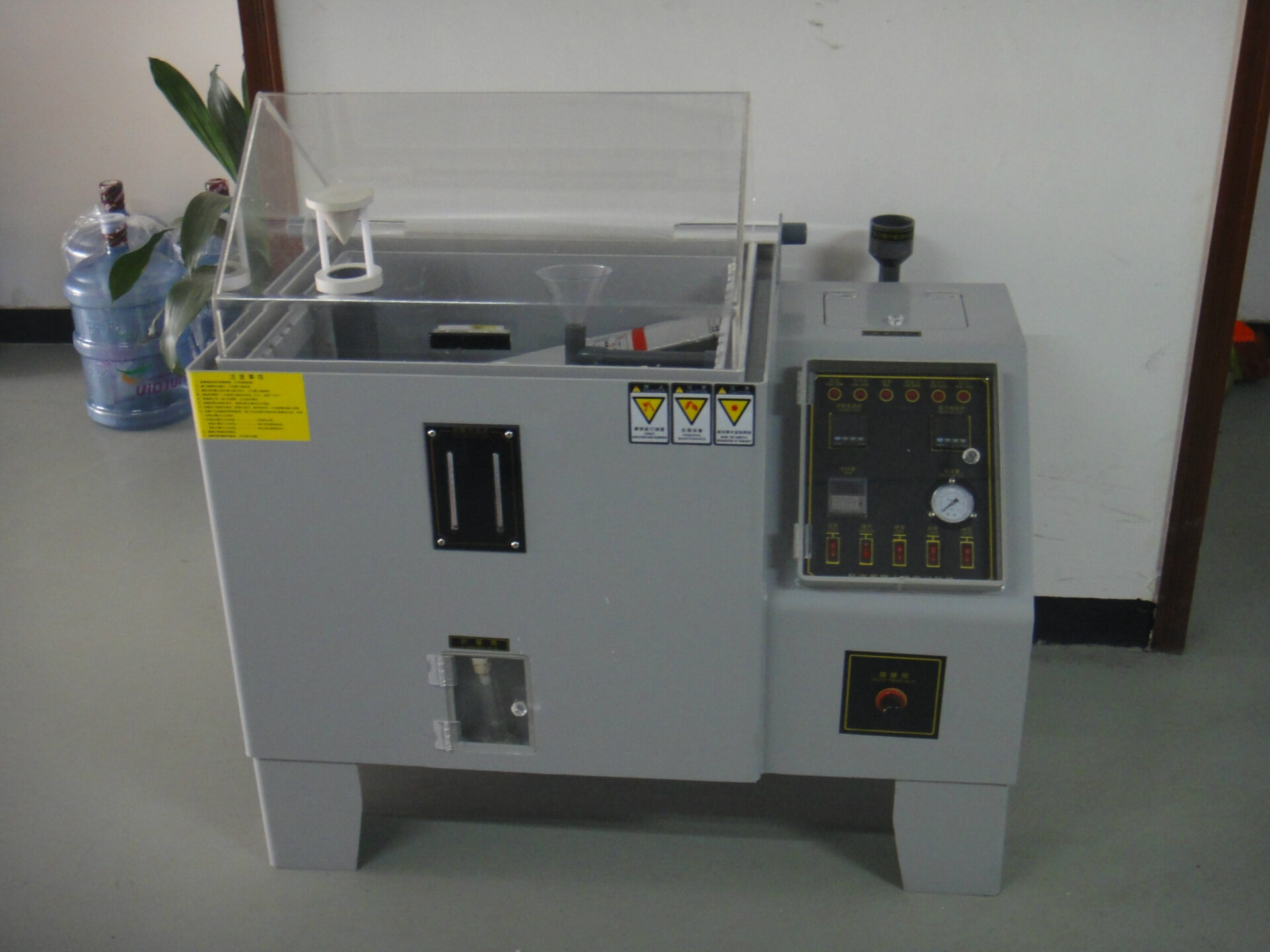 Salt Spray Test Chamber