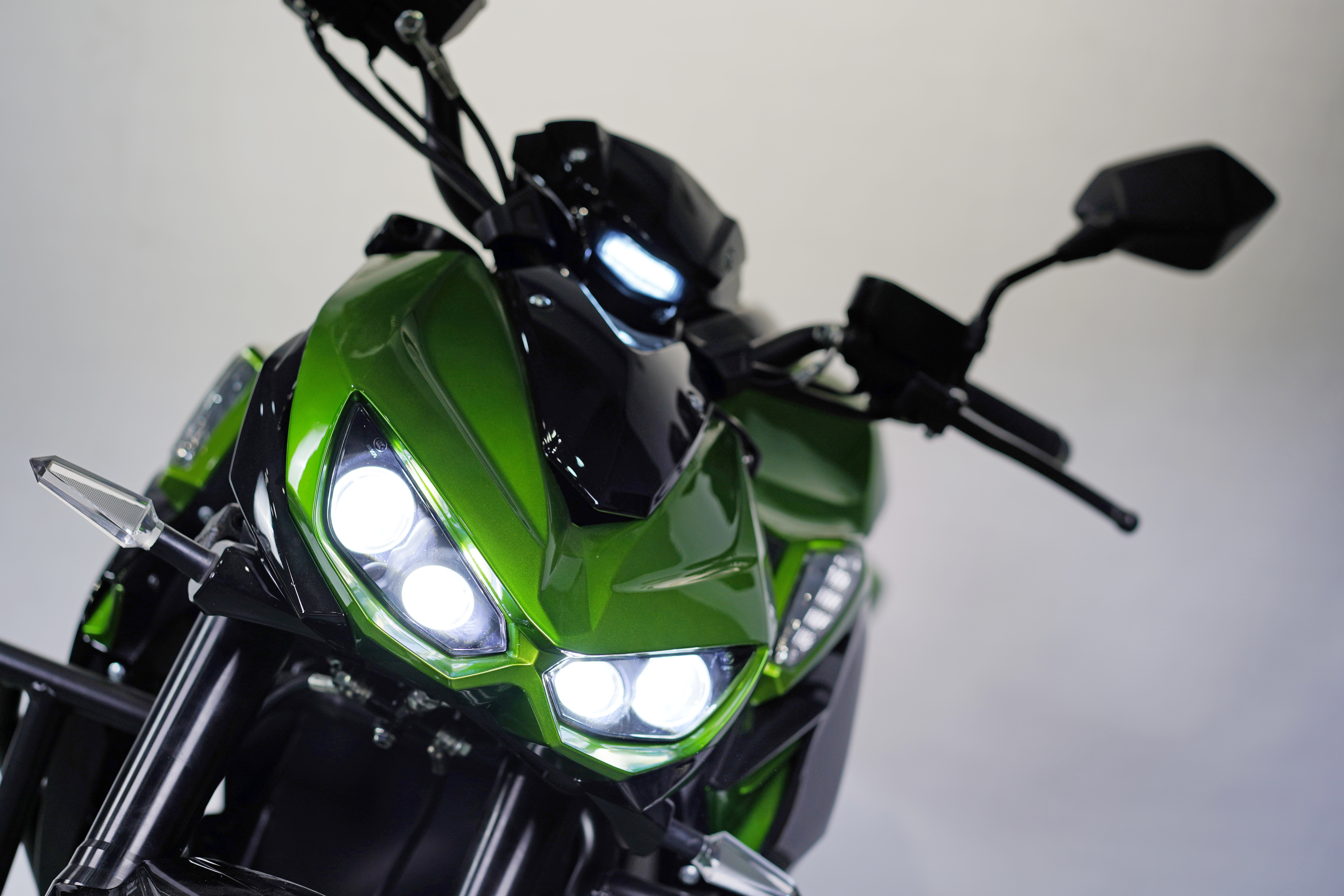 QCIX-Z1 000 Details 3