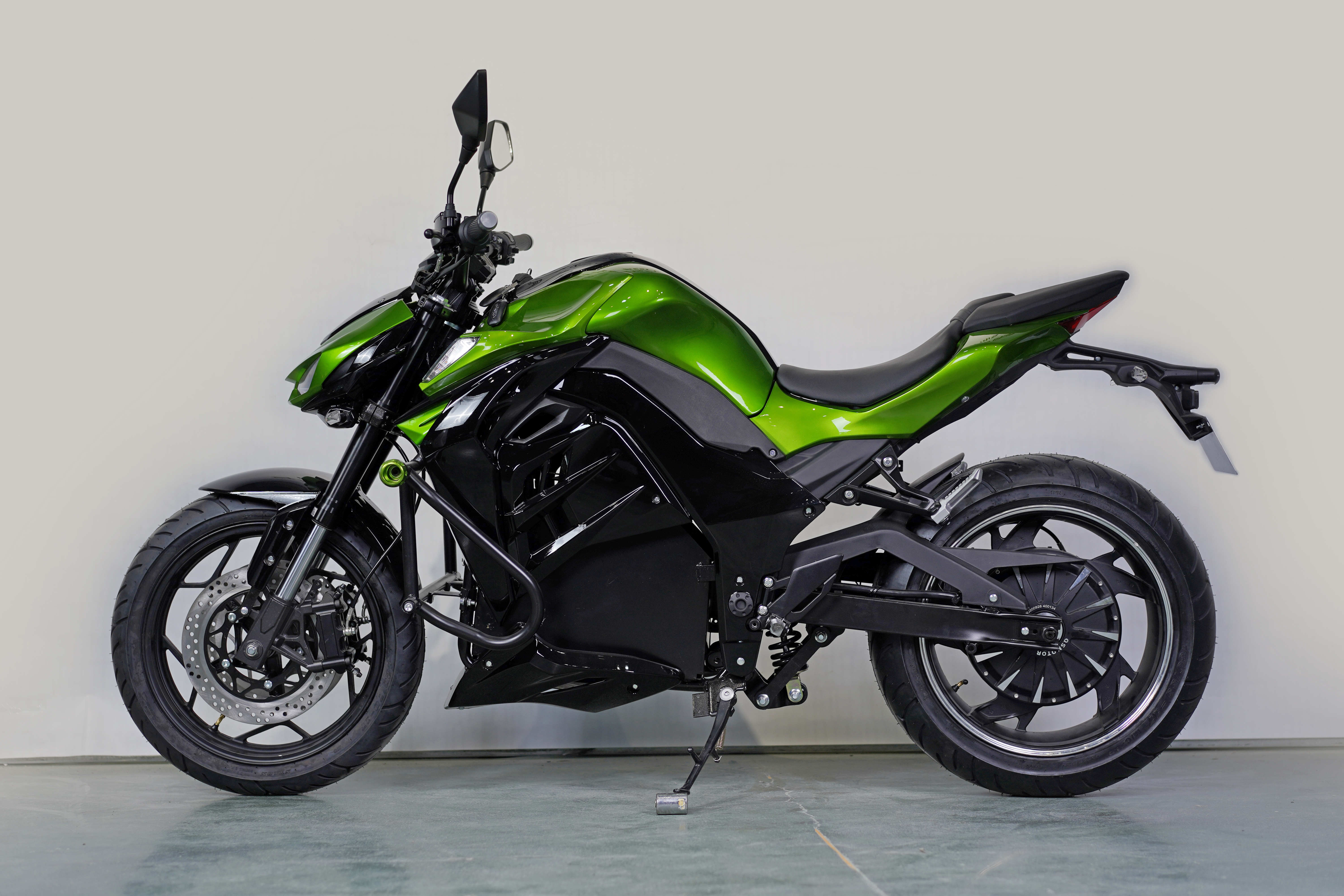 QCIX-Z1 000 Details 2