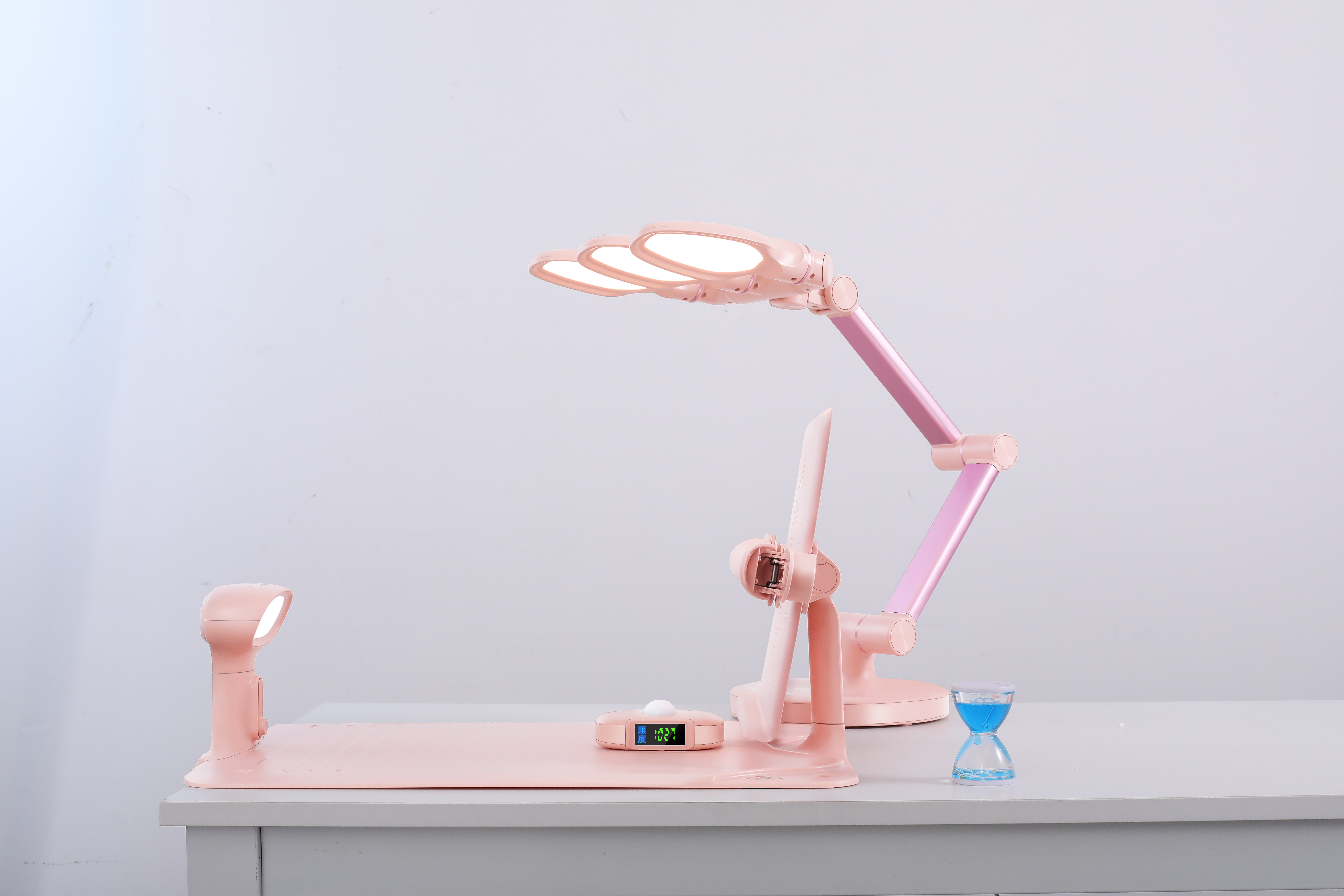 Sanjiayi Multi-Functional Eye-Protection Desk Lamp