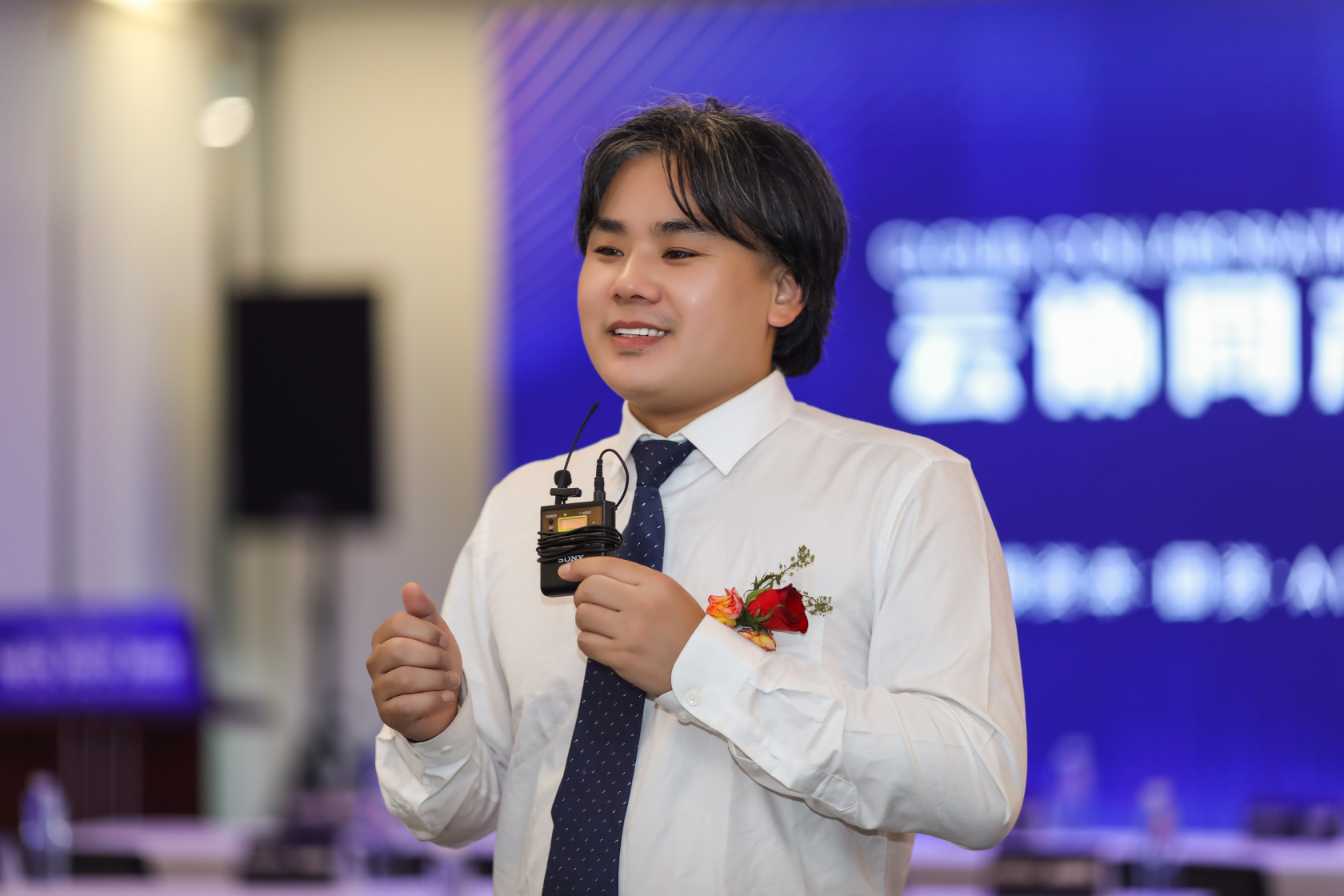 创始人李雄