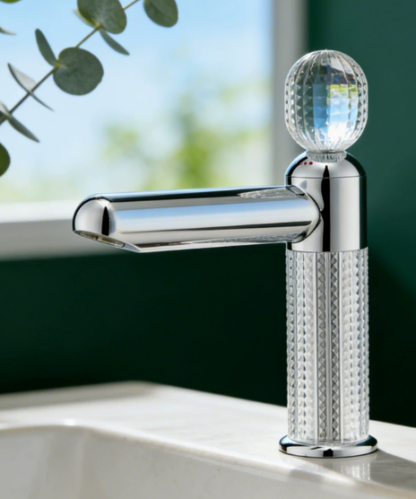 Bathroom Green Crystal view 3