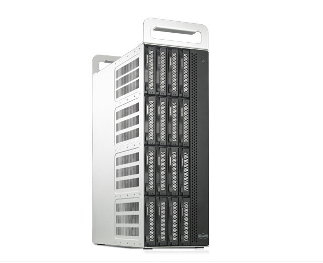 D16 Thunderbolt3 2
