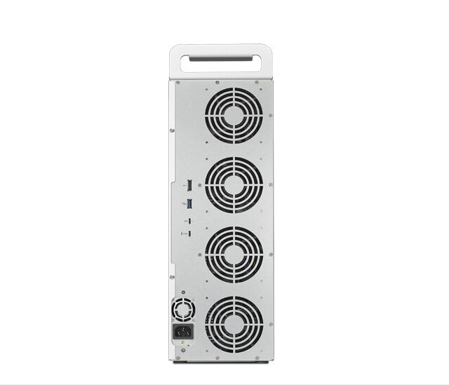 D16 Thunderbolt3 5