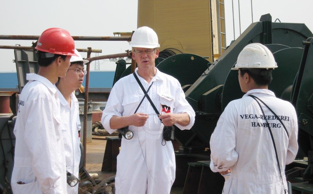 现场技术指导 - On-site Technical Guidance