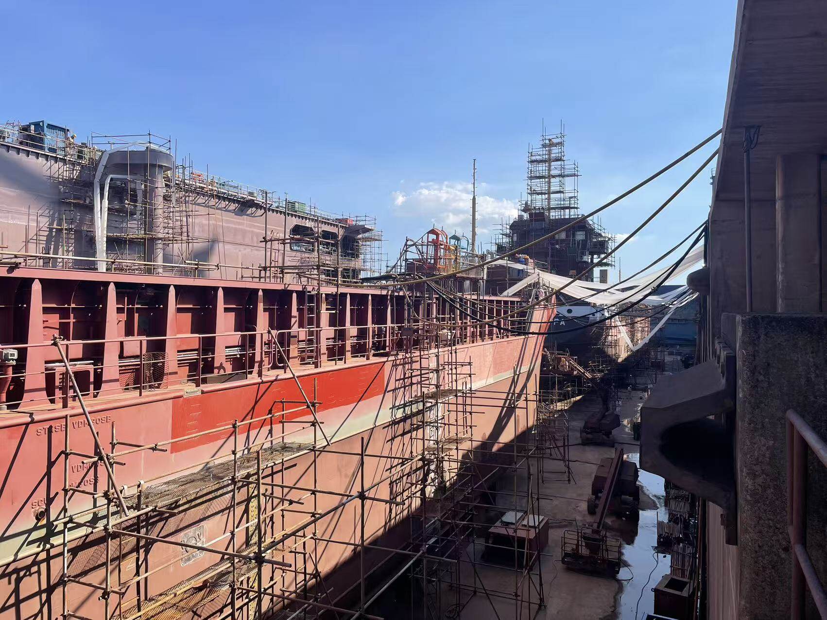 船坞建造场景 - Dry Dock Construction