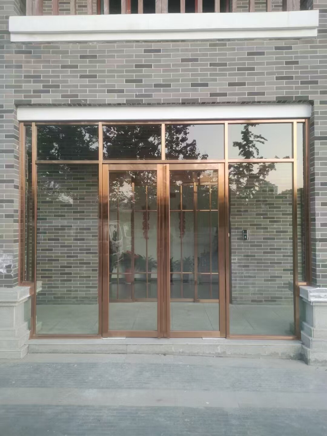 地弹门展示图2
